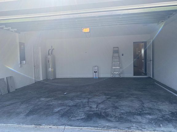 5th image of 2536 NW 19th Ave
