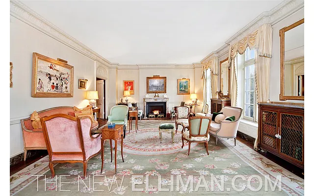 Sold by Douglas Elliman | media 18