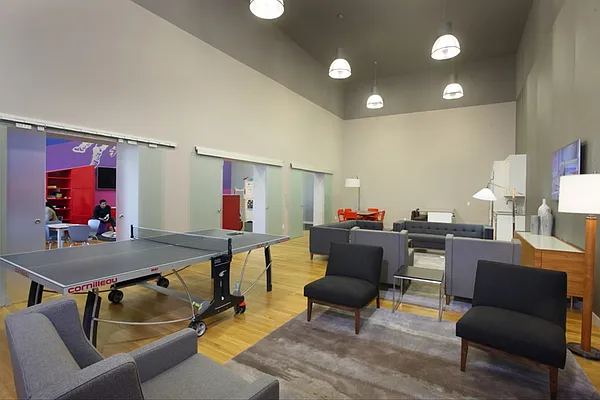 Rented by Manhattan Skyline | media 7