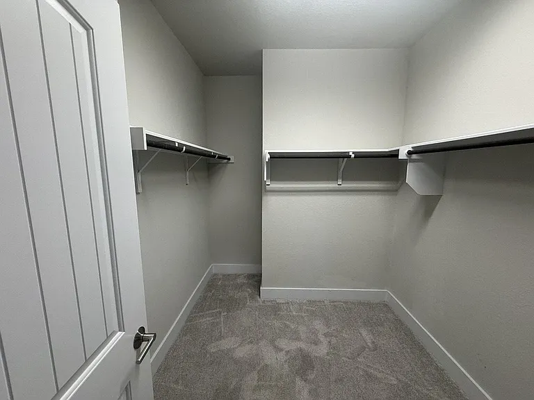 8615 McKamy Dr — Photo 13