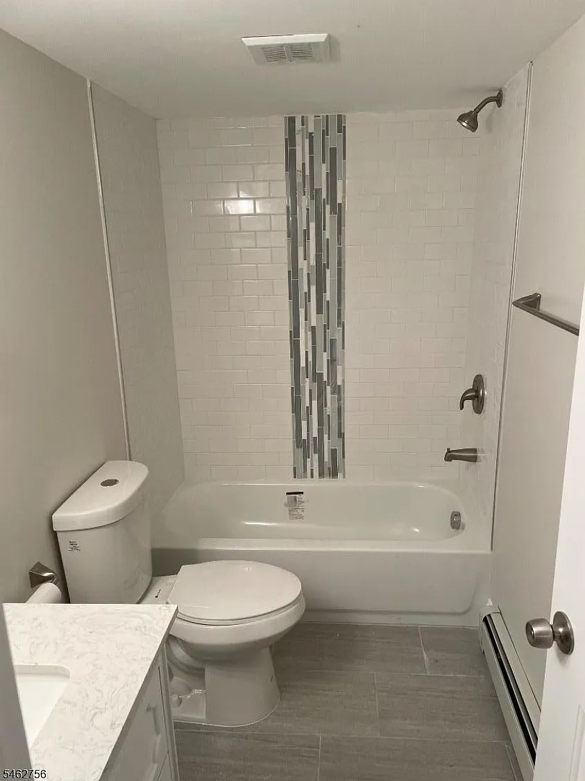 1 bed, 1.0 bath, $1,850 — Photo 4