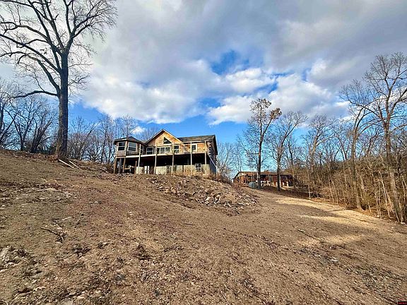 4th image of 219 County Road 819