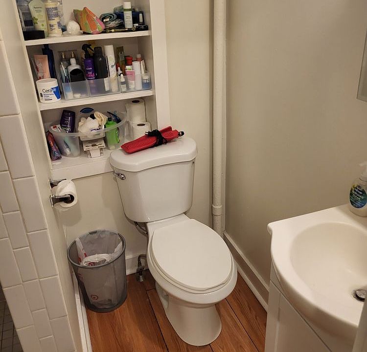 2nd image of 68-72 Joy St #1R