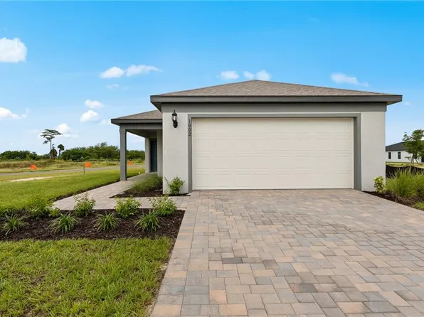 1002 Caloosa Breeze DR, LABELLE, FL 33935