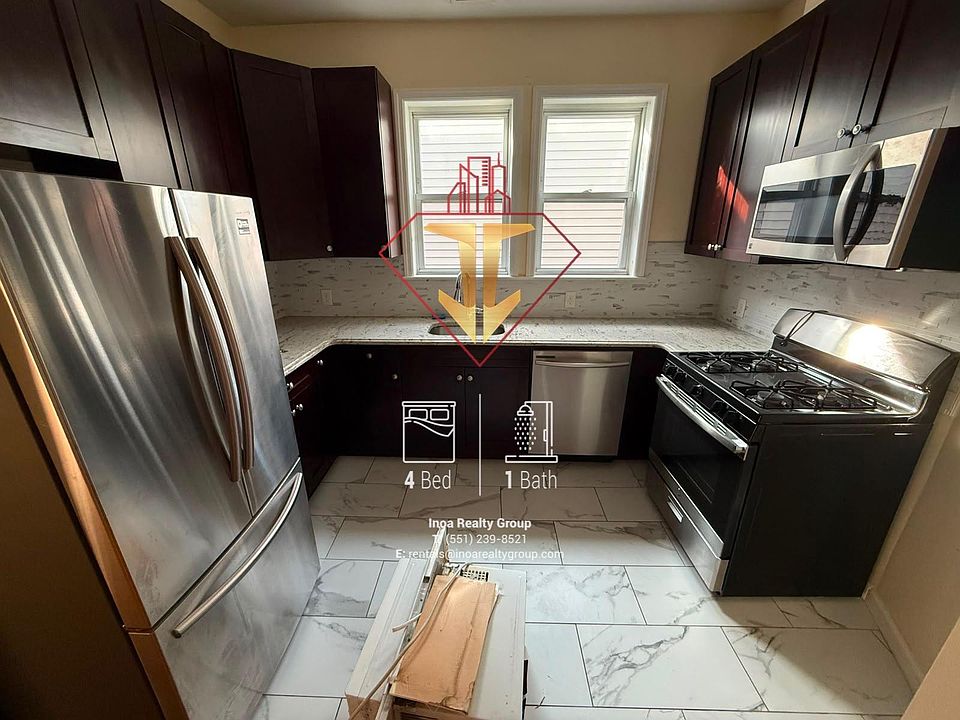 1st image of 198 Danforth Ave APT 2
