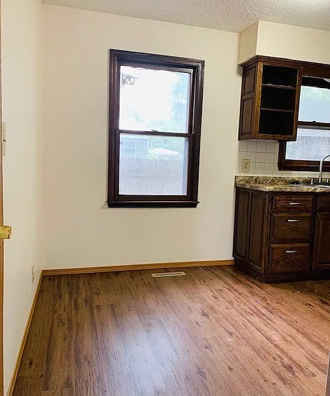 810 S Nettleton Ave — Photo 3