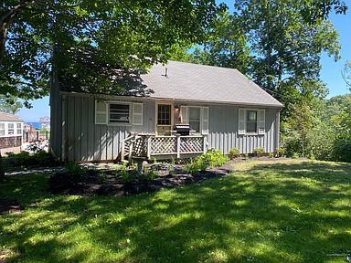 13 Thorndike Ave Biddeford Me 04005 Zillow