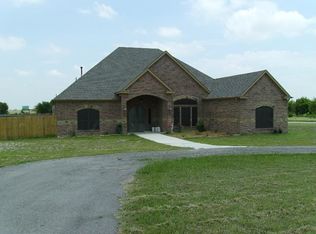 8226 Rosemary Dr, Fort Worth, TX 76126