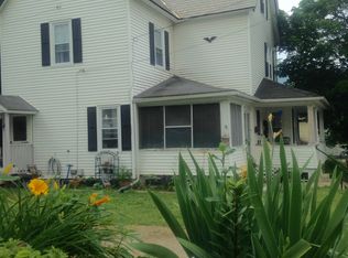 9 Smith St, Adams, MA 01220