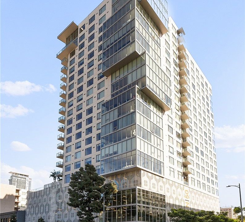 1st image of 1050 S Grand Ave #1104
