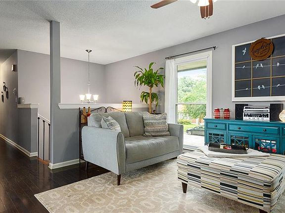 5th image of 6618 Sewell Ave