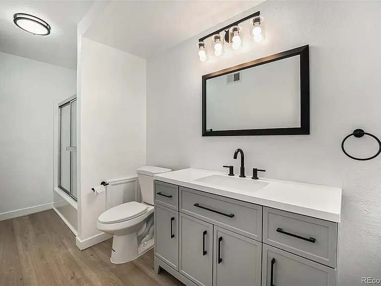 16359 W 10th Ave #2 — Photo 5