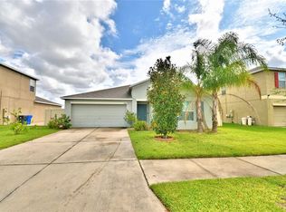 2208 4th St SW, Ruskin, FL 33570