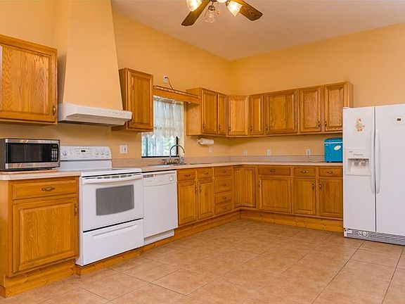 5th image of 27209 White Water Ln