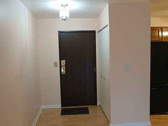 2nd image of 1275 Baldwin Ln Unit 310