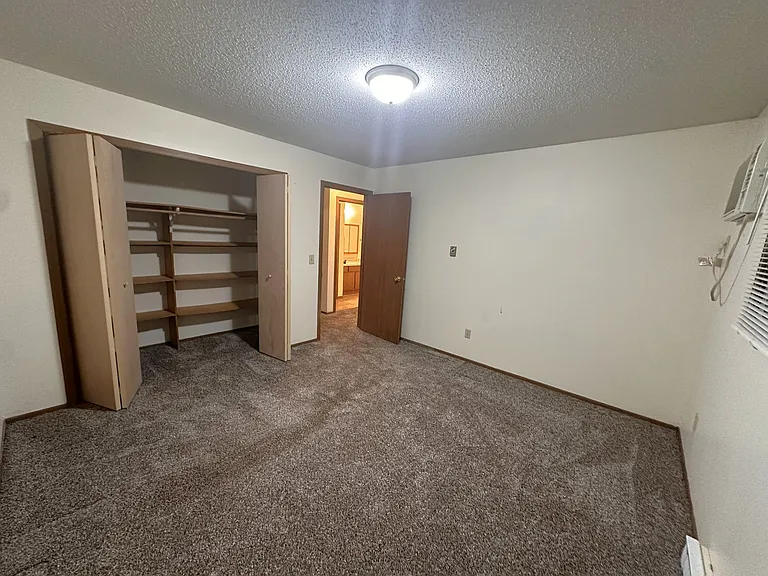 1380 Heritage Dr #3 — Photo 8