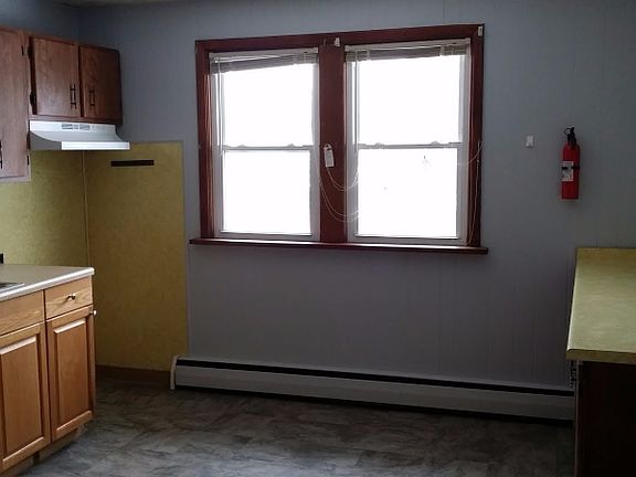 5th image of 385 Huntington Ave #2