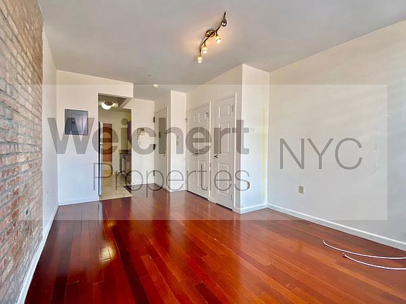 3rd image of 2119 Frederick Douglass Blvd APT 1D