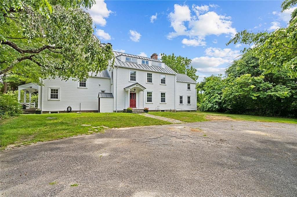 2595 Tower Hill Rd, Saunderstown, RI 02874 Zillow