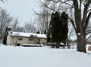 15414 Hunt Rd, Allenton, MI 48002