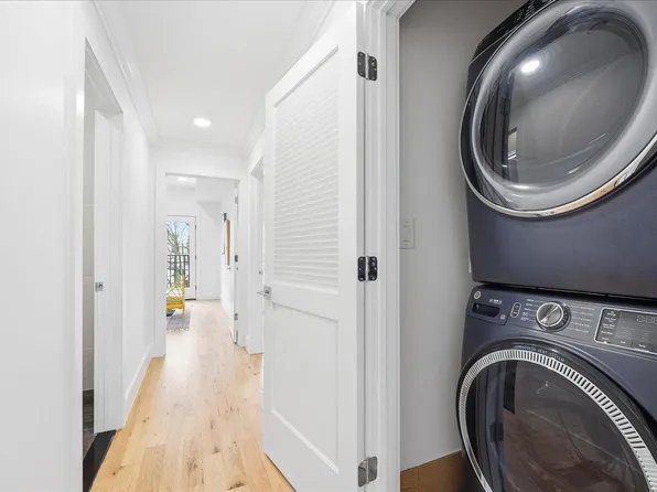 184 Central Avenue image 20 of 37