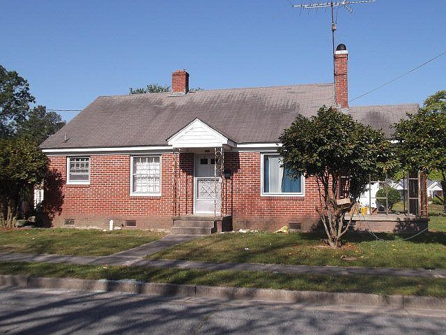 1st image of 608 Westover Ave