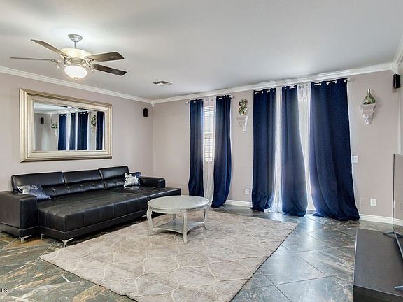 4th image of 3226 W Saint Anne Ave
