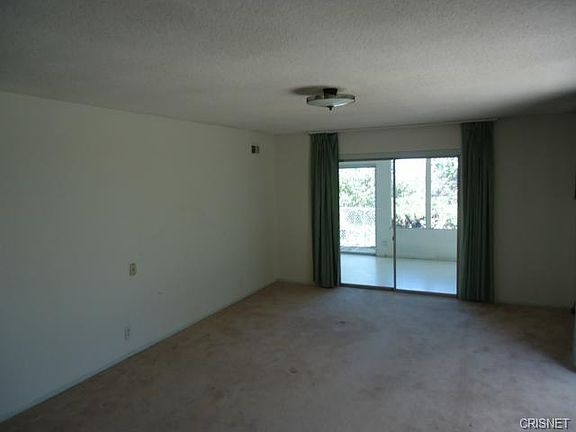 5th image of 18236 Karen Dr