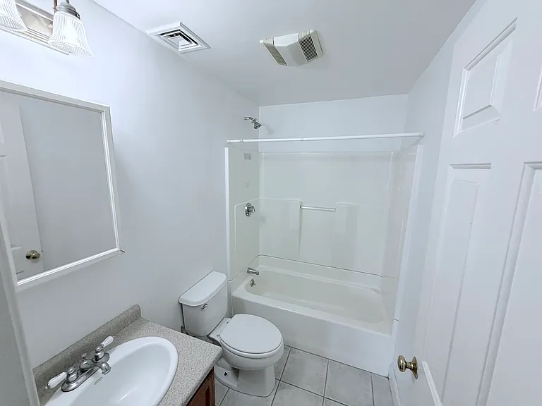 173 Winnisimmet St #5 — Photo 8
