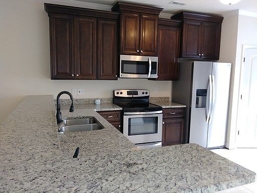 2nd image of 477 Old Colonial Way