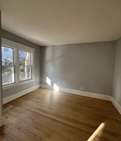 2552 N Humboldt Blvd — Photo 1