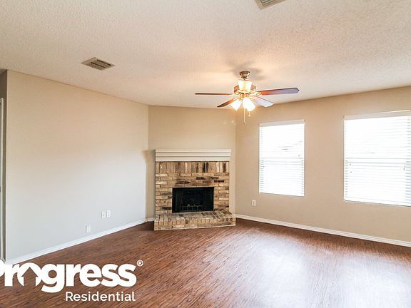2nd image of 1206 Leeward Ln