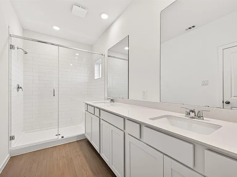2226 Salinas Dr — Photo 24