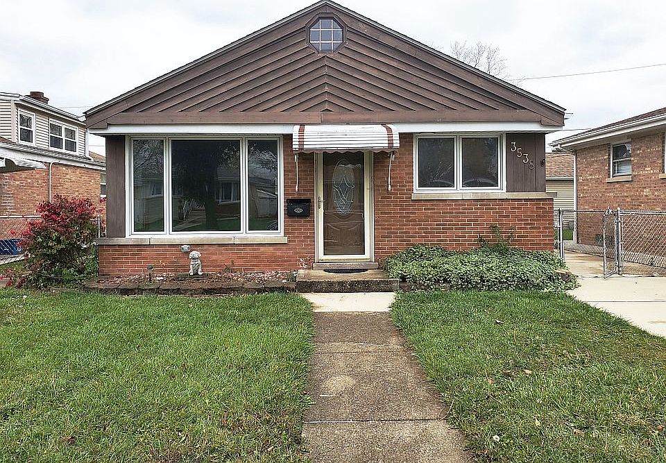 1st image of 3538 Sarah St
