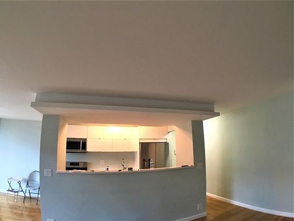 4th image of 440 Neptune Ave APT 20C