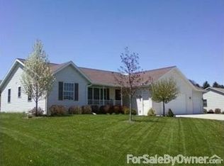 206 S 7th Ave, Saint Nazianz, WI 54232