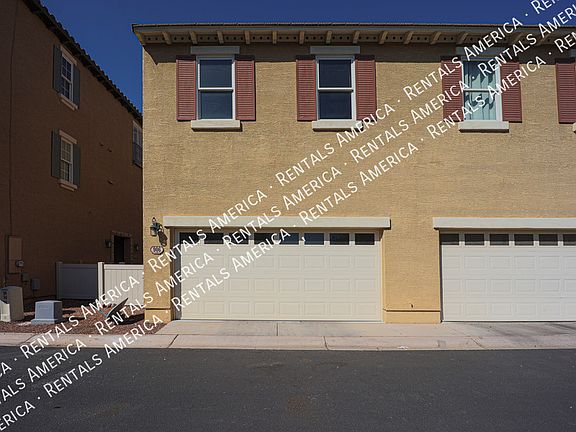 5th image of 906 S Annie Ln