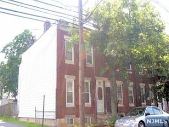 2nd image of 18 Jewell St
