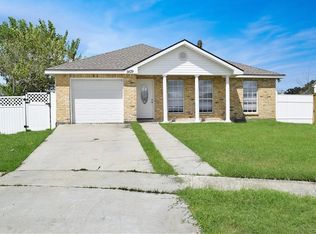 9109 S Chante Ct, Westwego, LA 70094