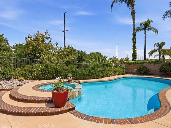 3rd image of 1125 Pamplona Dr