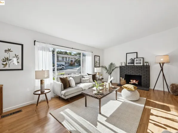 7778 Surrey Ln, Oakland, CA 94605