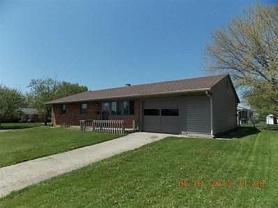 1st image of 627 Amor Pl