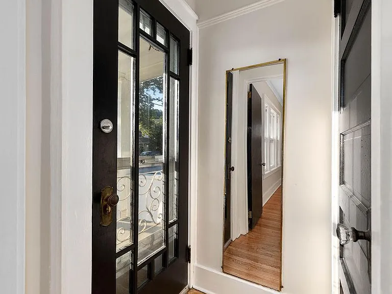 204 Hixson Ave — Photo 9