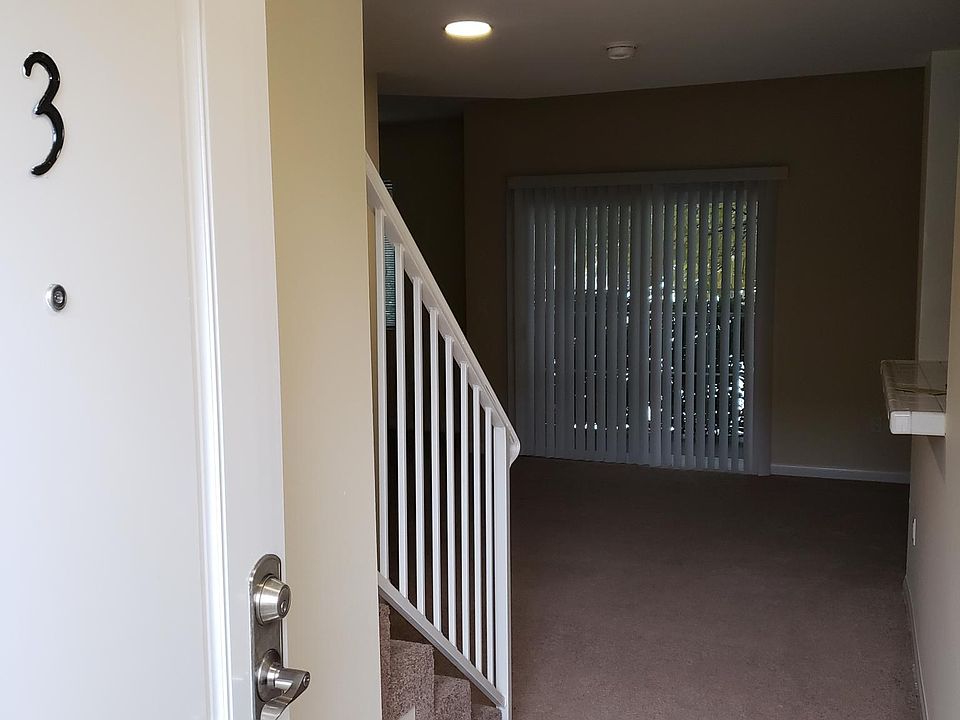 1st image of 9731 Vesper Ave APT 3
