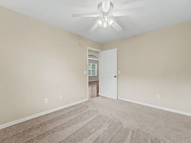 3801 SW Carriageway Ave — Photo 15