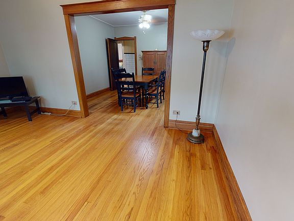 5th image of 2938 N 76th Ave