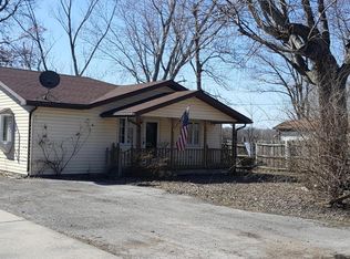 8221 Williams Cir, Du Quoin, IL 62832