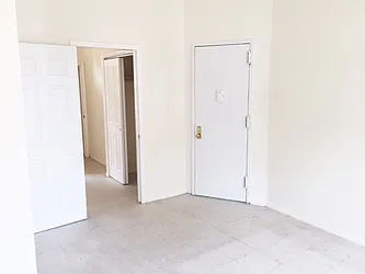 Rented by Karten & Lowe New York Real Estate LLC