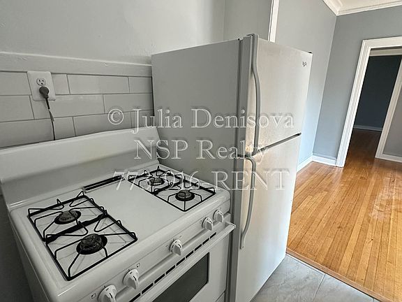 4th image of 1321.5 W Estes Ave #29
