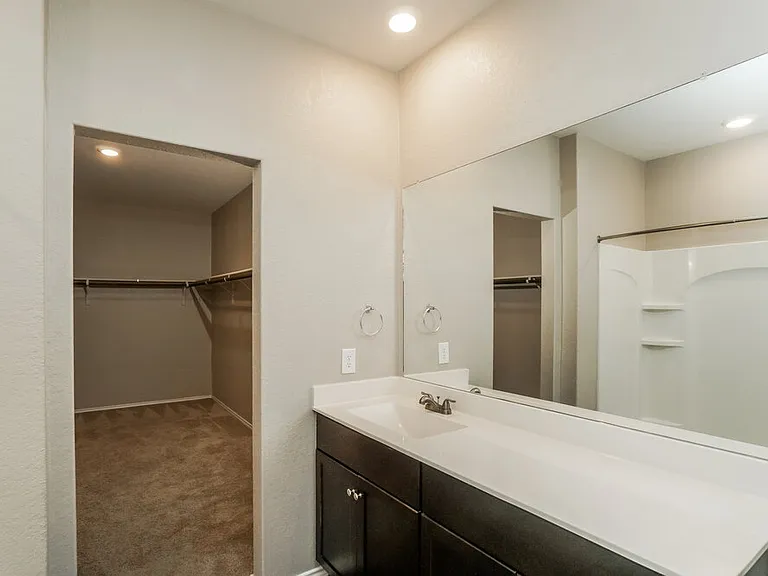 775 Monarch Dr — Photo 10